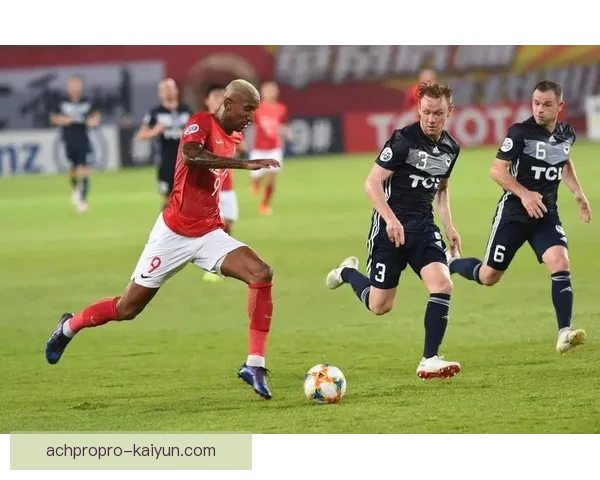 克鲁伊夫比赛影响力持续显现，足球战术演变备受关注