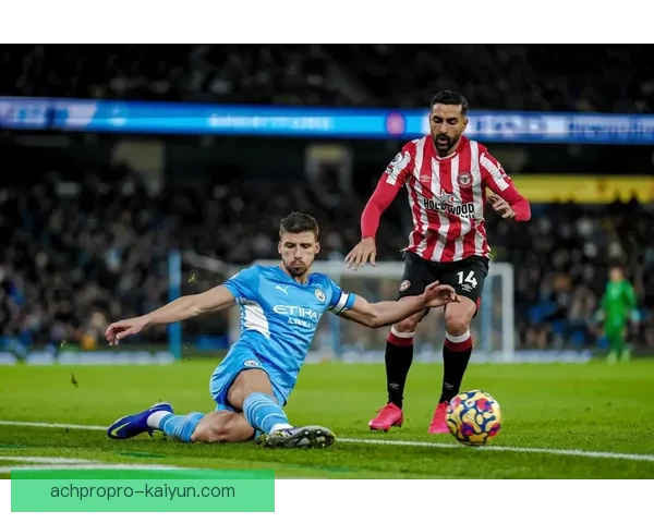 鲁本·迪亚斯对抗优势显著，状态持续提升助力球队防线稳固